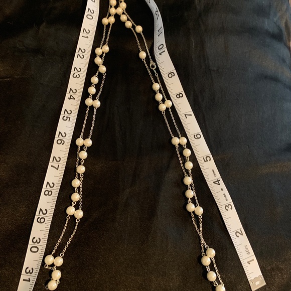 Faux pearl necklace - Picture 3 of 3